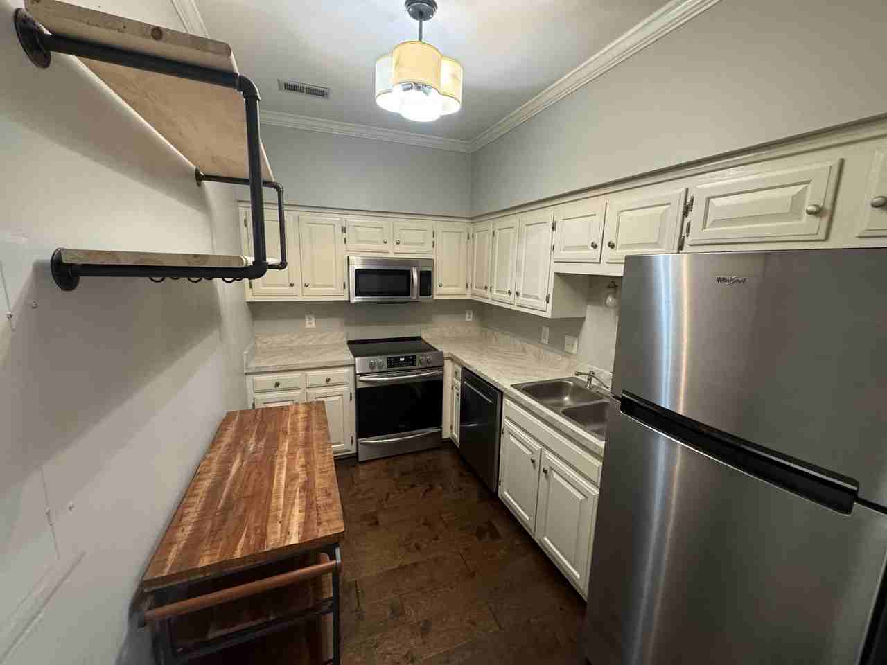 117 Matthew Ln #1 - Photo 5 of 9