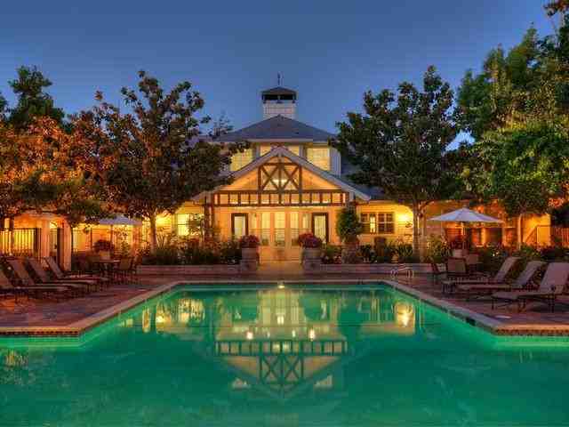 1600 Nantucket Cir - Photo 4 of 19