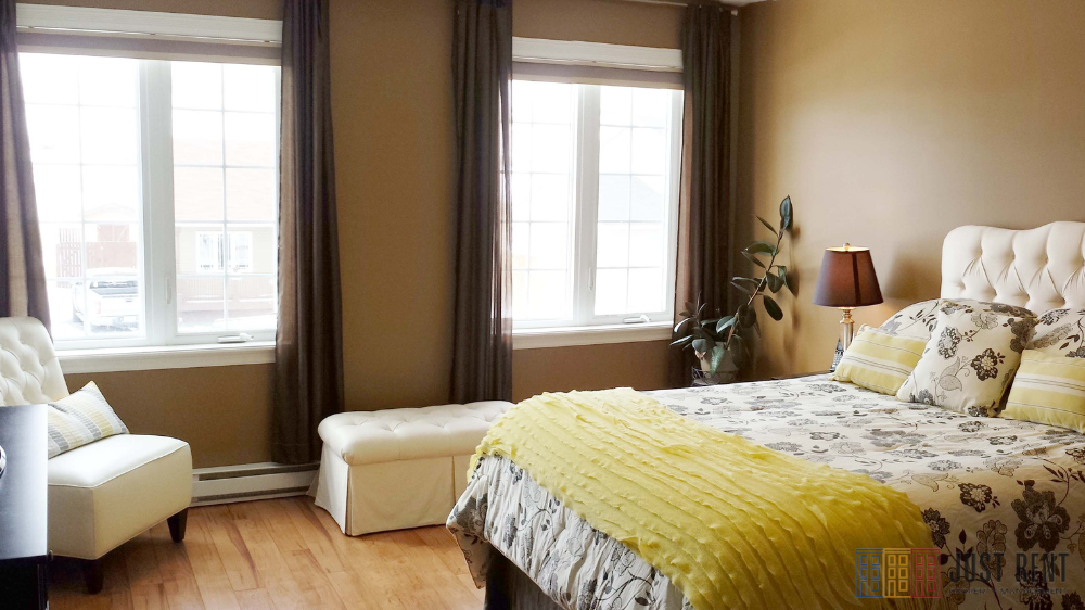 9 Camelot Cres #1 - Photo 2 of 7