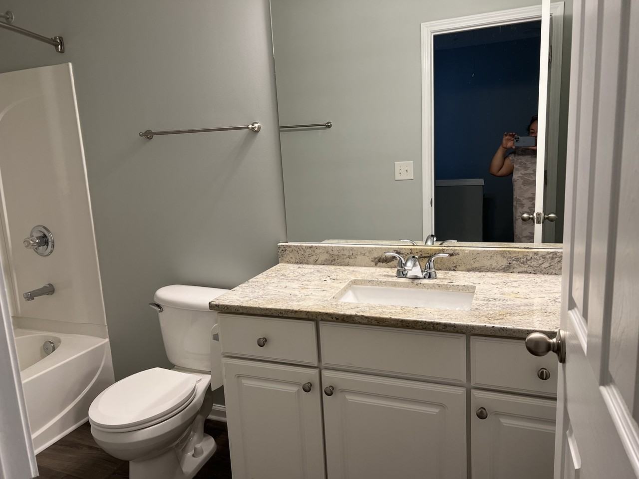 218 Riverstone Commons Cir - Photo 3 of 17