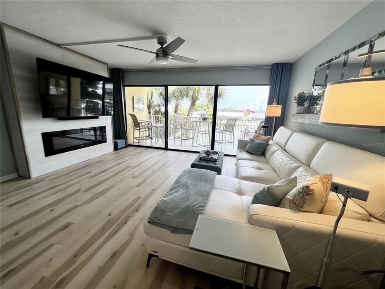 316 Windrush Blvd #2 - Photo 3 of 25