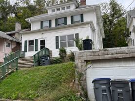 418 S 1st St #B - Photo 1 of 1