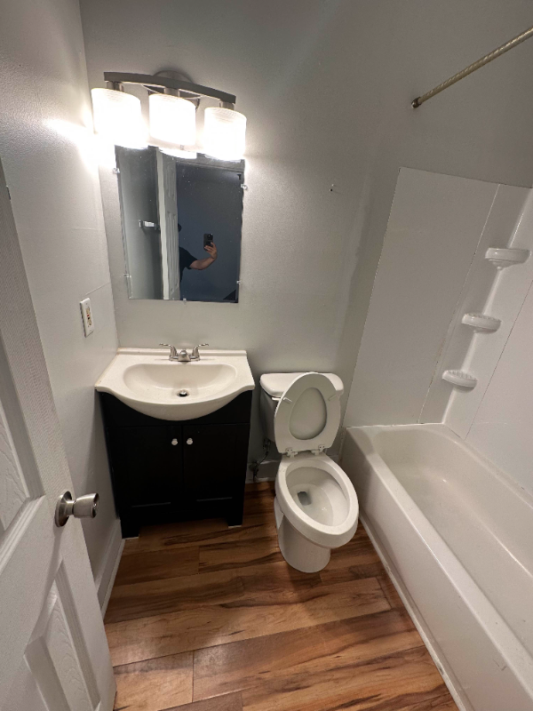 19 Market St #B - Photo 3 of 12