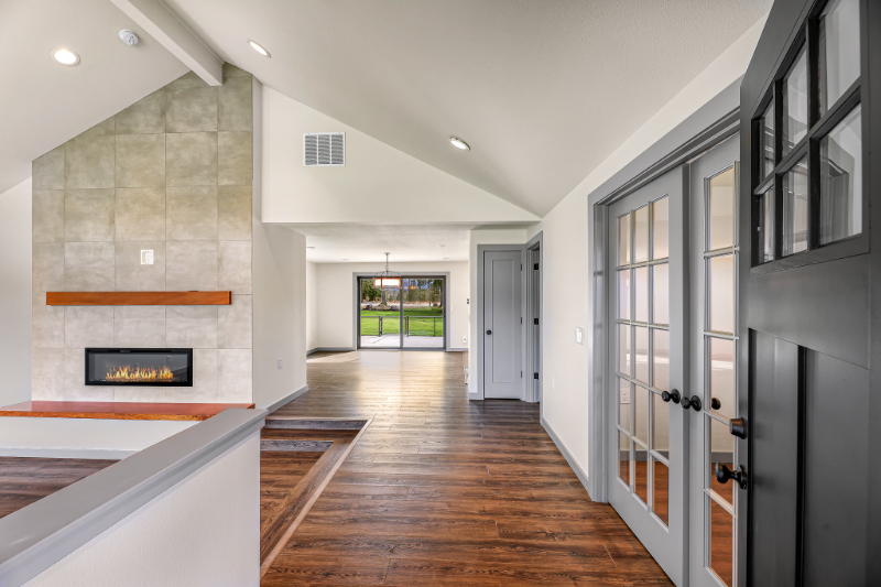 17812 Colony Rd - Photo 2 of 16