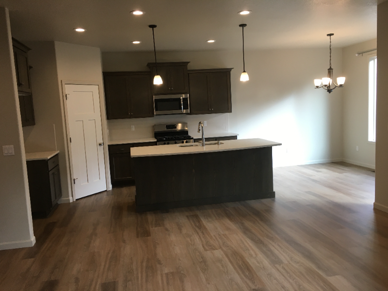 809 Nw 121st St - Photo 3 of 12