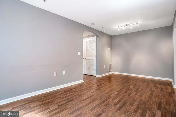 13753 Harvest Glen Way - Photo 6 of 11