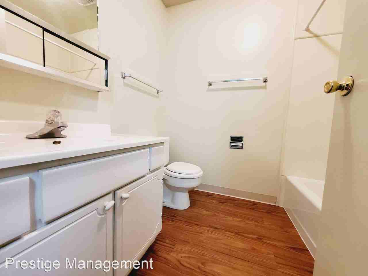 1680 Driftwood Dr - Photo 3 of 7