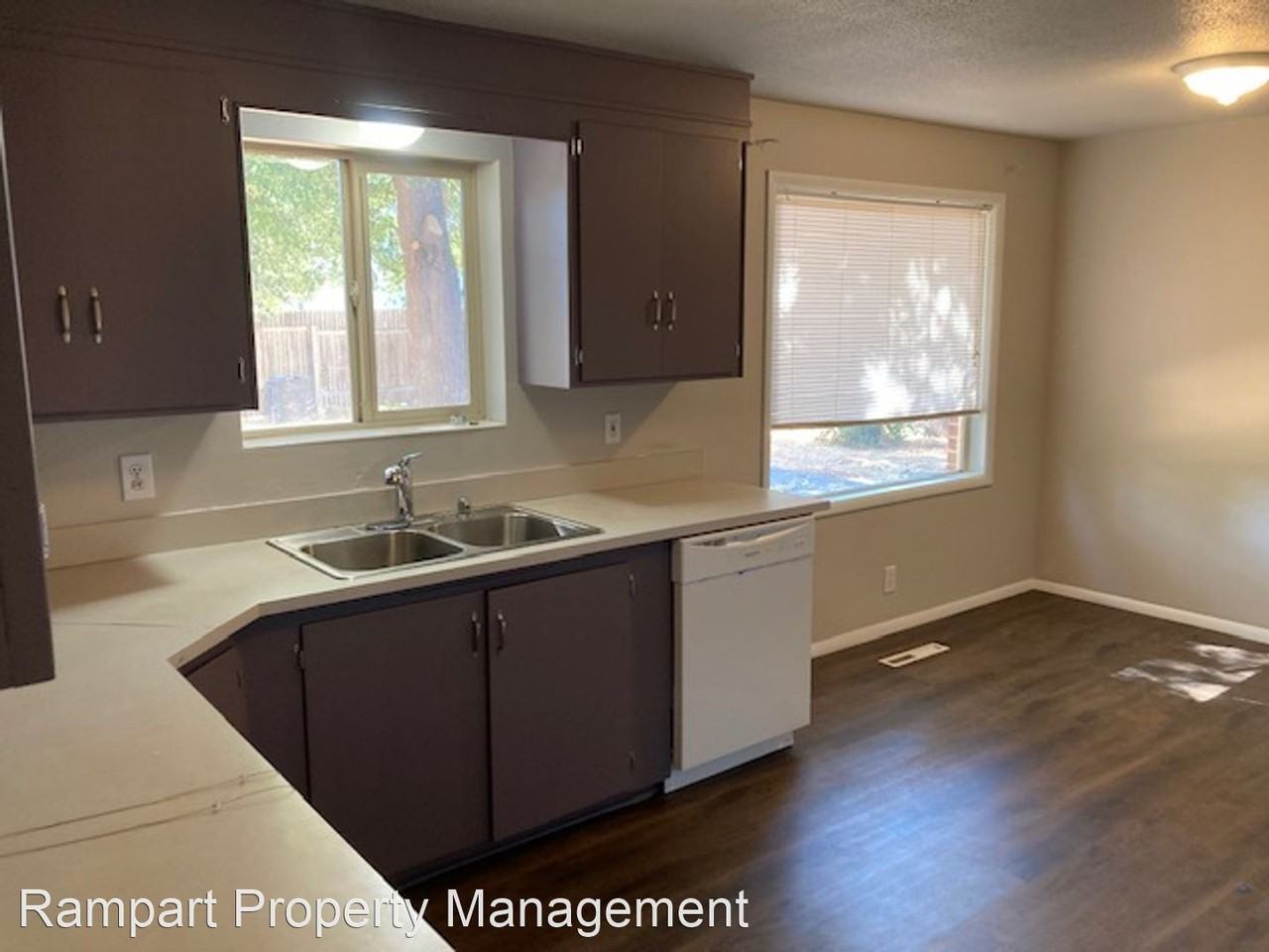 3517 N Woody Dr - Photo 3 of 33