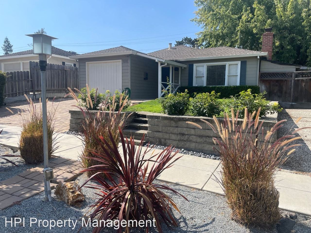 1216 Westwood St - Photo 2 of 32