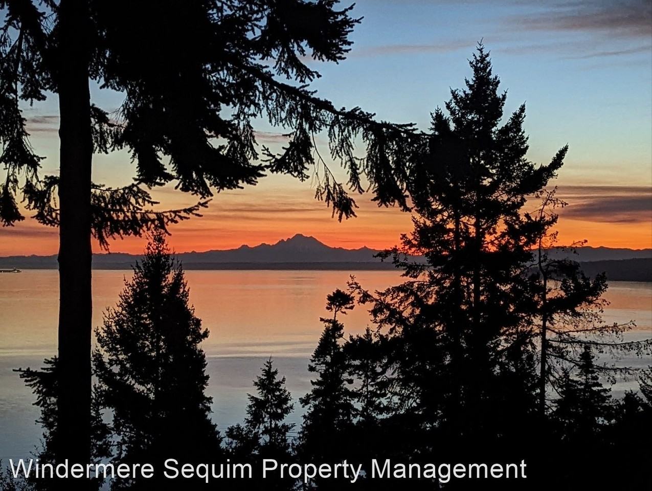 651 North St - Photo 2 of 50