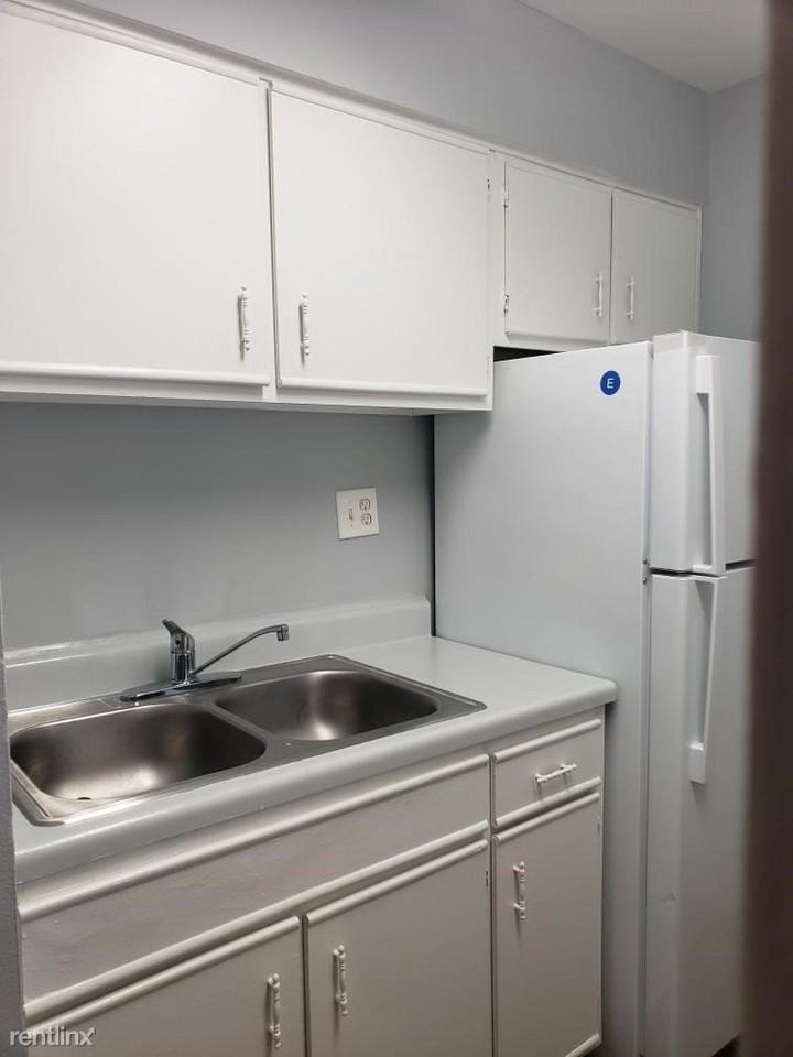 Woodhollow Apartments - Photo 3 of 6