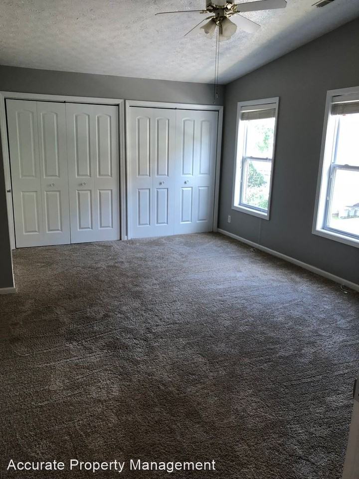 128 Andrew Place - Photo 2 of 5