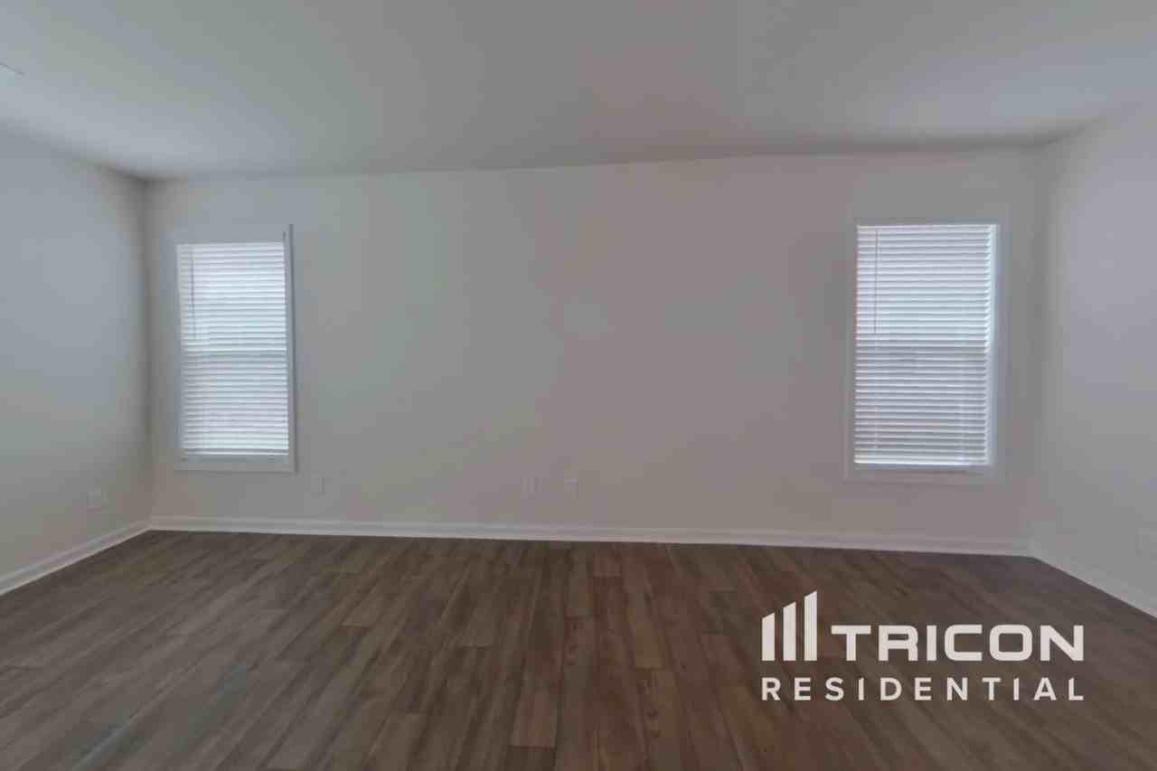 222 Savannah Wood Rd - Photo 3 of 24