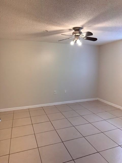 8635 River Homes Ln - Photo 6 of 11