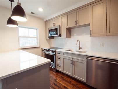 3732 West St - Photo 2 of 9
