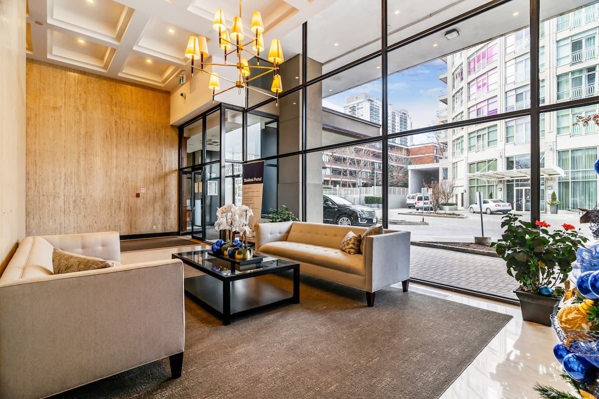 Tower Hill East Apartments 330 Spadina Rd, Toronto, ON M5R 2V9 Zumper