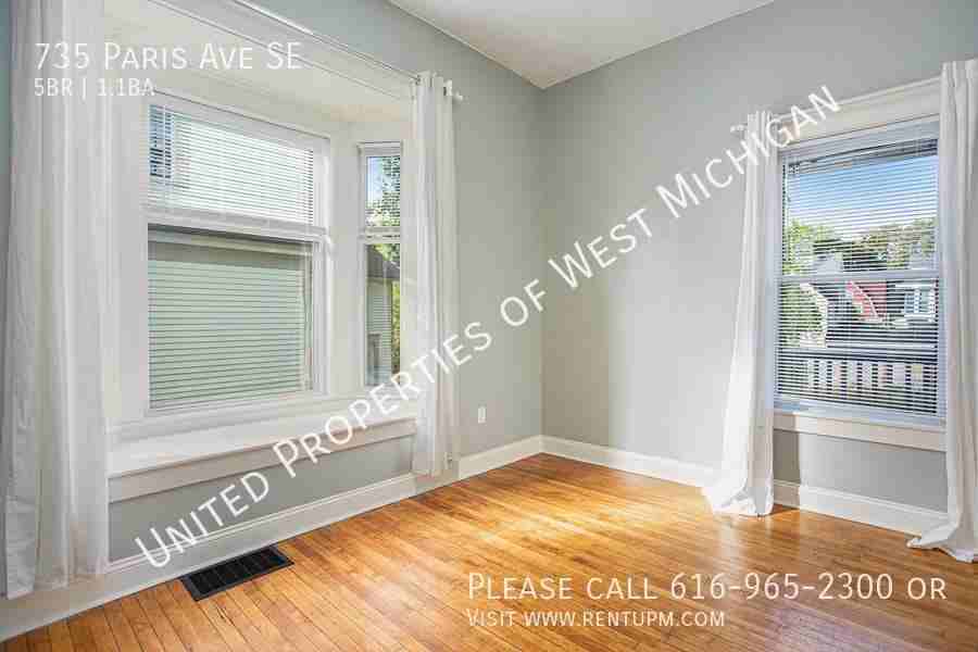 735 Paris Ave Se - Photo 2 of 16