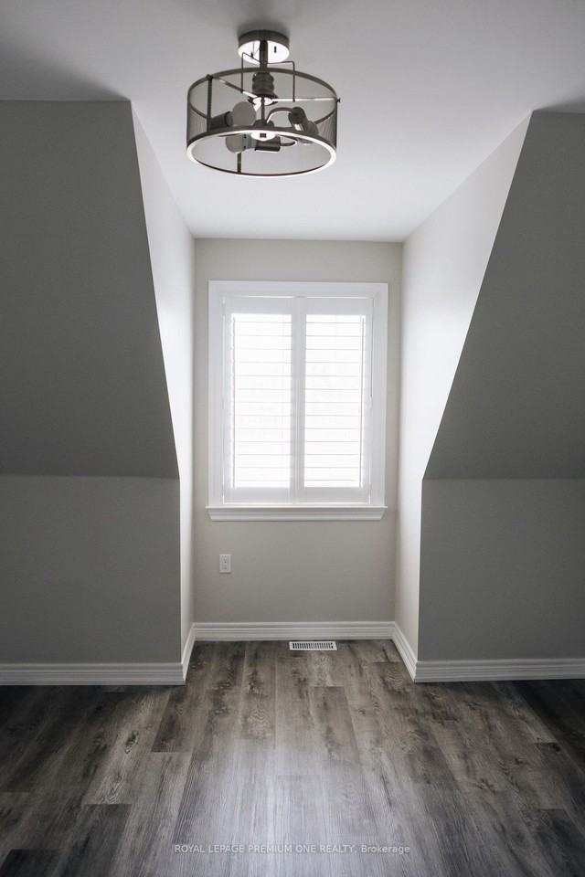10462 Islington Avenue ## - Photo 3 of 6