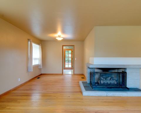 8615 Jones Ave NW - Photo 2 of 24