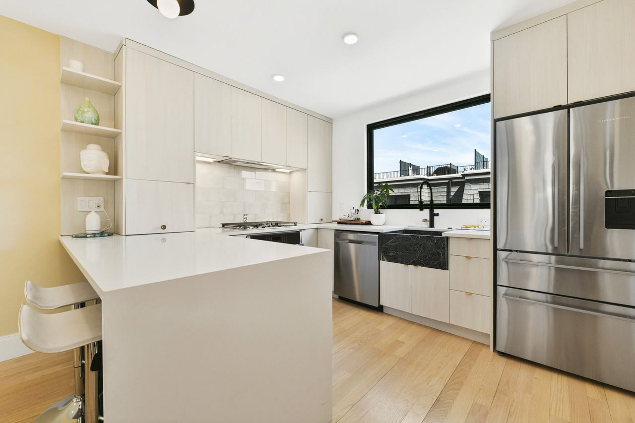 2 Lamson Ct #2 - Photo 7 of 26