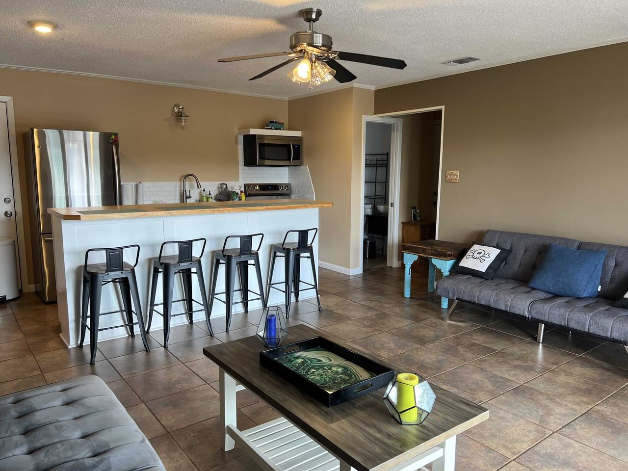 2510 Circle Dr #2 - Photo 4 of 13