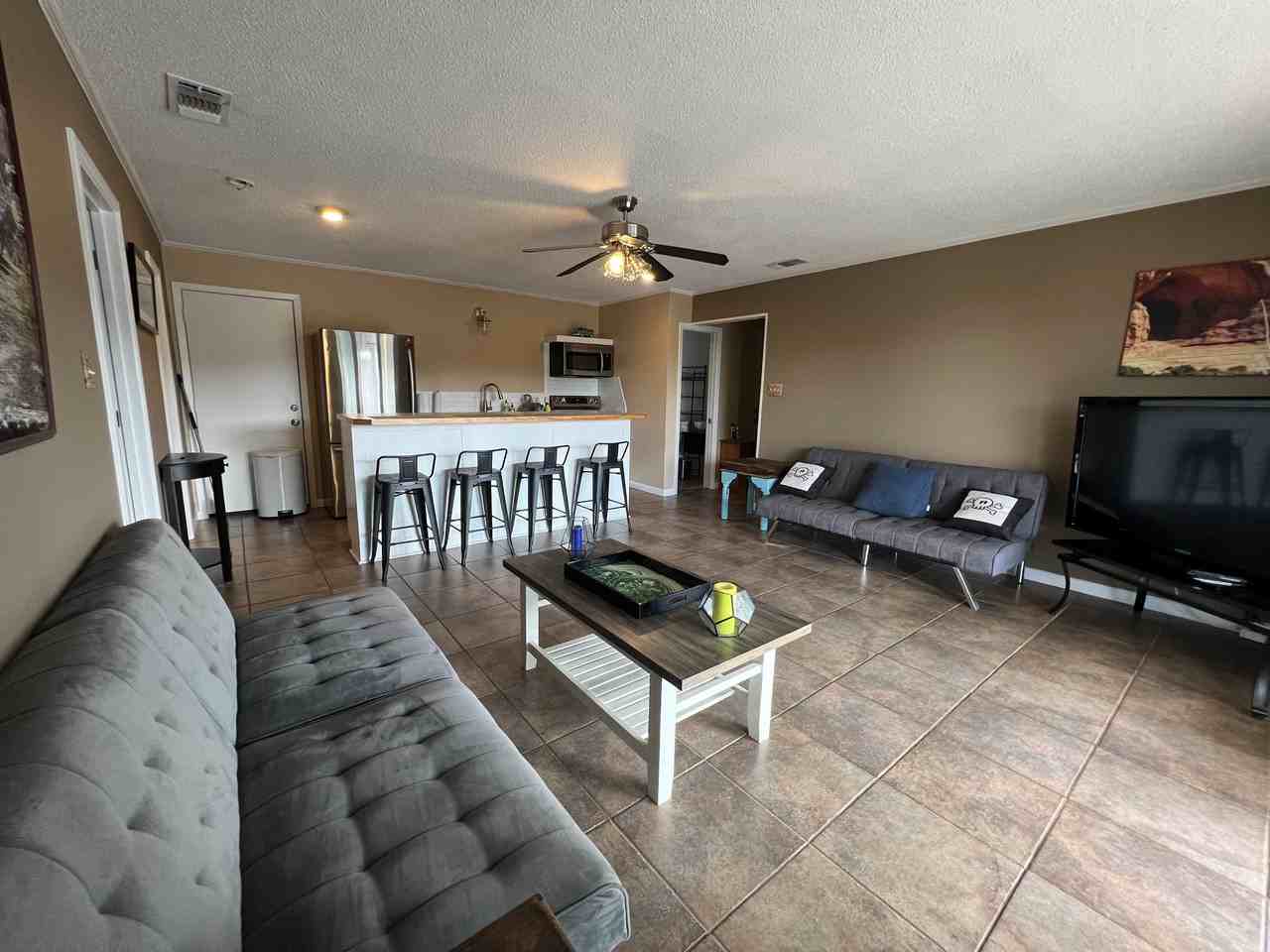 2510 Circle Dr #2 - Photo 5 of 13