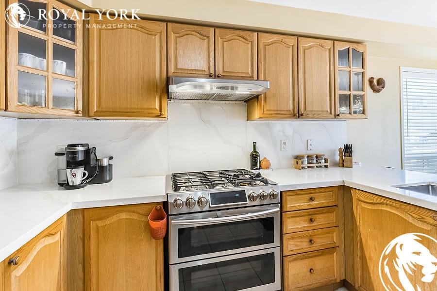 181 1-181 Brisdale Drive #1 - Photo 3 of 50