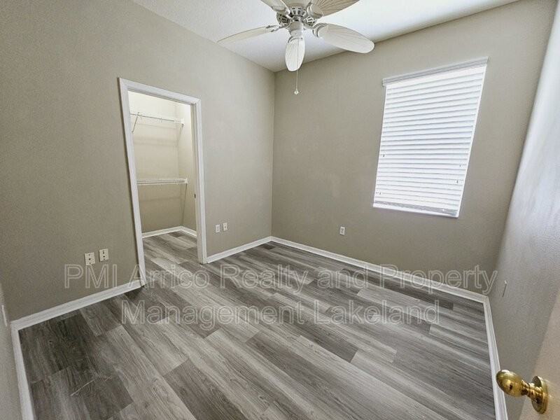 1065 View Pointe Way - Photo 7 of 11