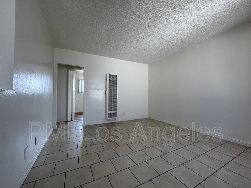 10307 Juniper St - Photo 3 of 14