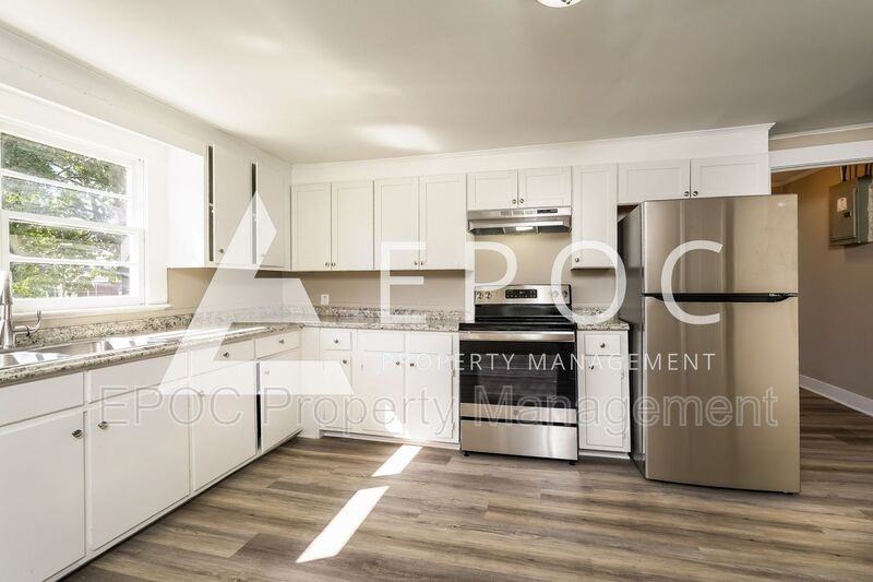 703 Fisher Ferry St - Photo 2 of 15