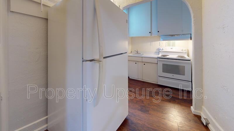 1245 Grant St - Photo 4 of 13