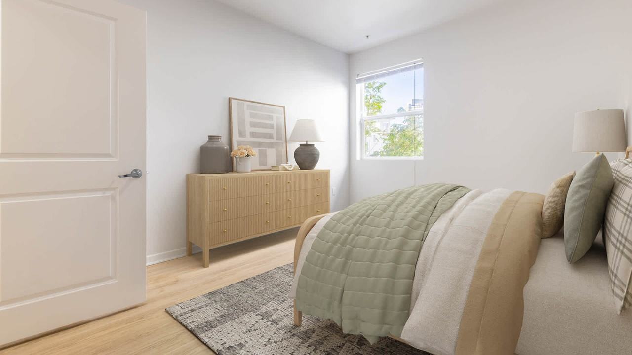 Artisan on 2nd - Photo 2 of 32