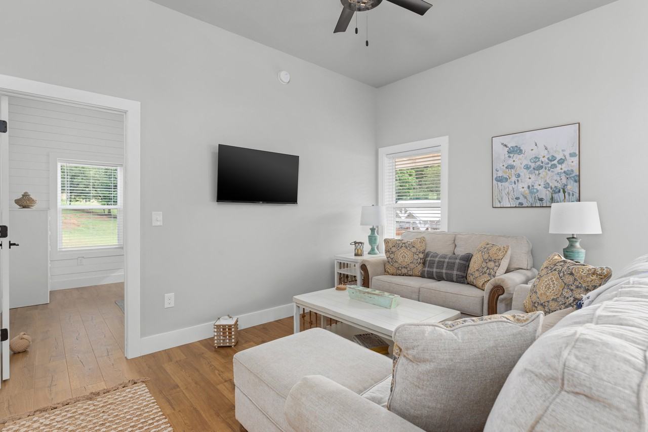 1896 Lakeshore Dr #NA - Photo 3 of 20