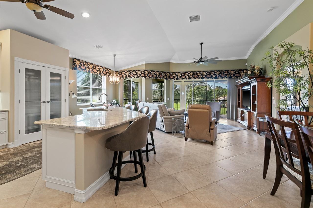 12021 Brassie Cir #201 - Photo 2 of 30
