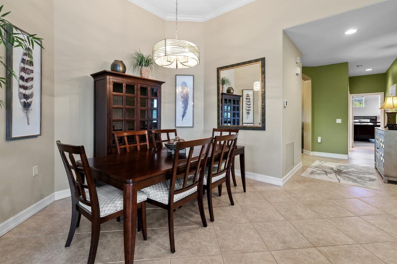 12021 Brassie Cir #201 - Photo 3 of 30