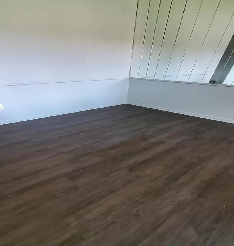 3105 Easthaven Dr S - Photo 3 of 7