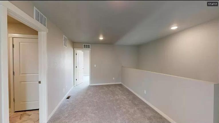 211 Molinar St - Photo 3 of 11