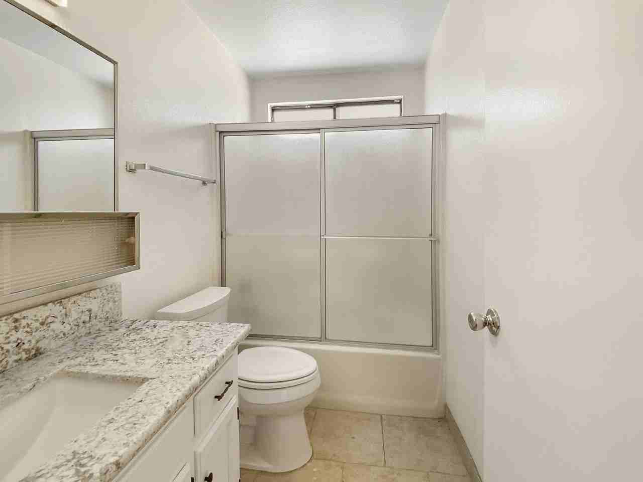 940 W Graaf Ave #B - Photo 5 of 12