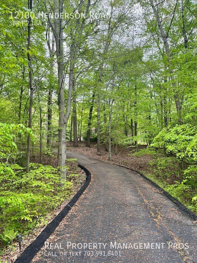 12100 Henderson Rd - Photo 2 of 27