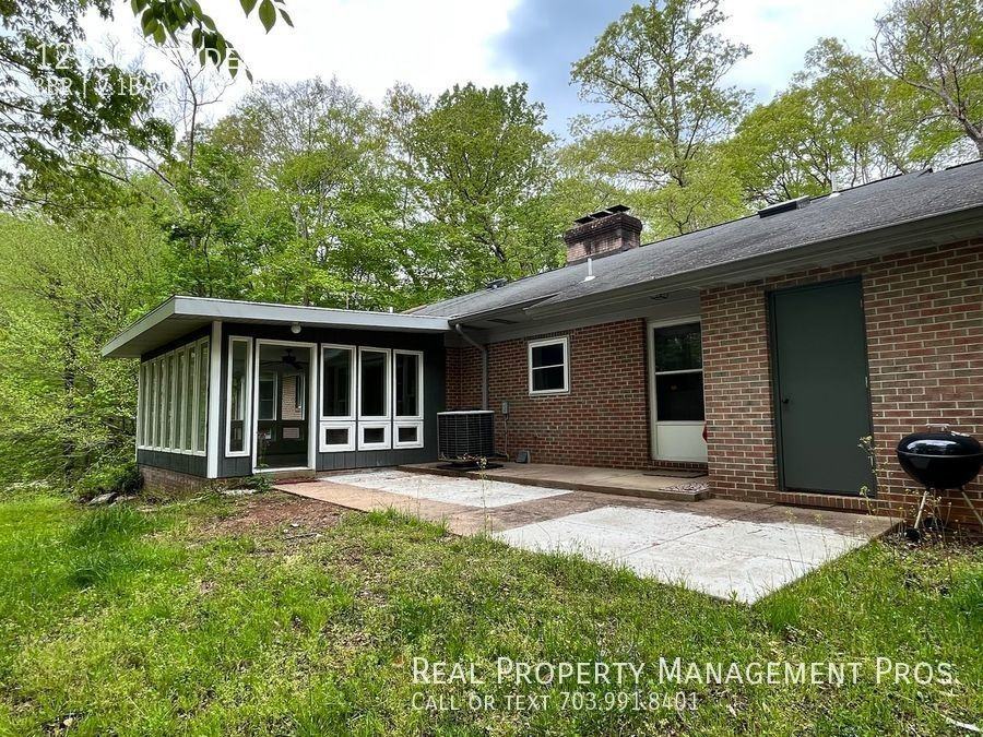 12100 Henderson Rd - Photo 3 of 27