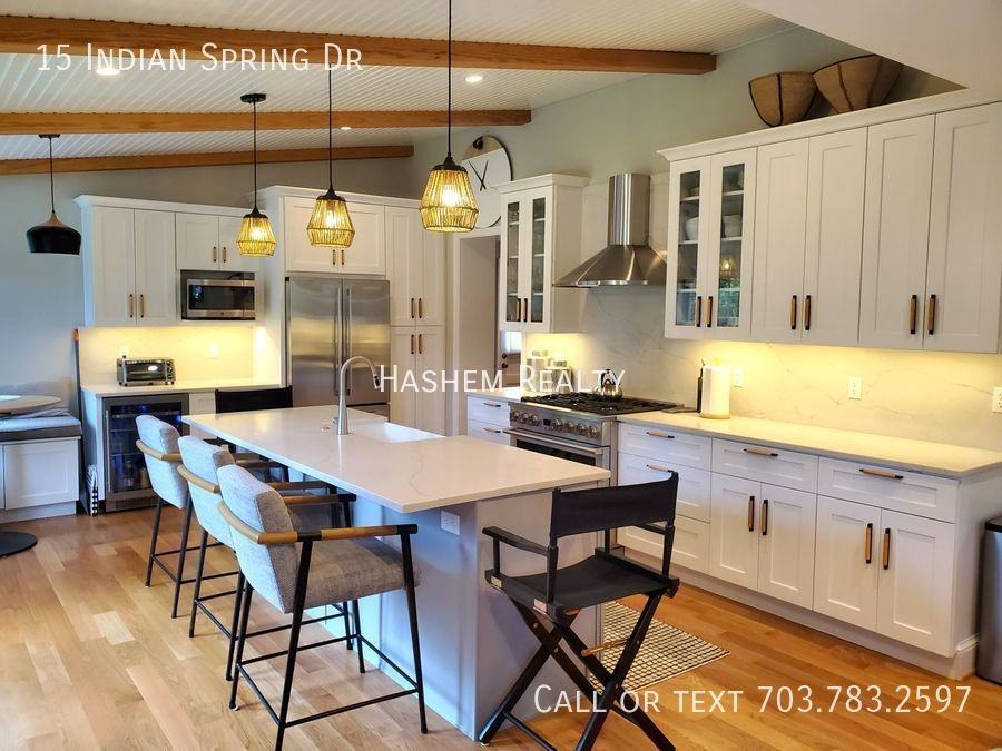 15 Indian Spring Dr - Photo 3 of 37