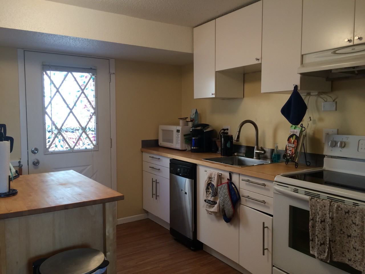 2650 Marshall St Ne #NA - Photo 3 of 11