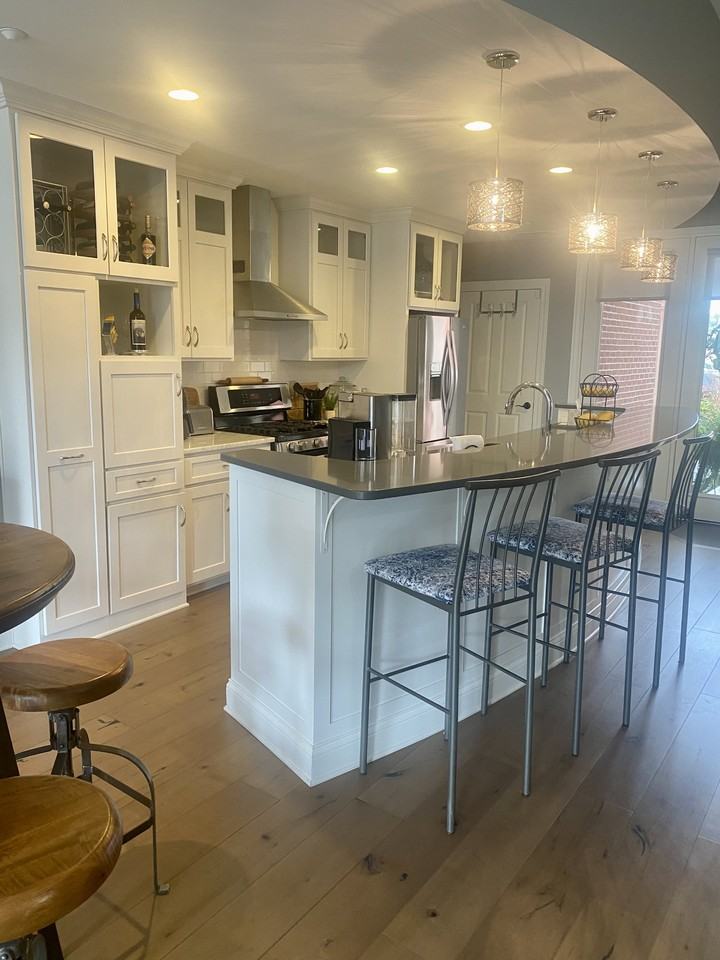 101 N Walnut St #101 - Photo 2 of 11