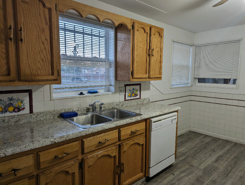 4901 Clayton St - Photo 3 of 21