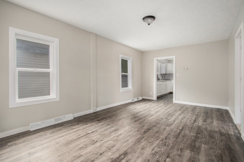 1907 Mcilwraith St - Photo 3 of 17