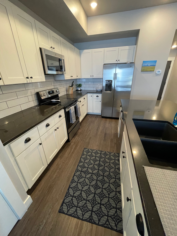 605 N 7th Ave #301 - Photo 3 of 18