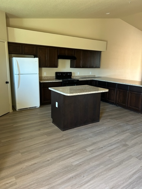 7421 E 39th Pl #DS20 - Photo 3 of 7