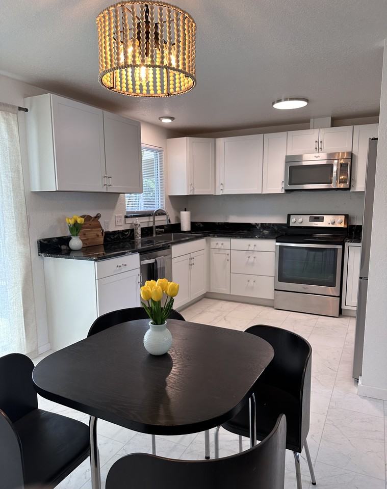 109 Ernst Place - Photo 2 of 13