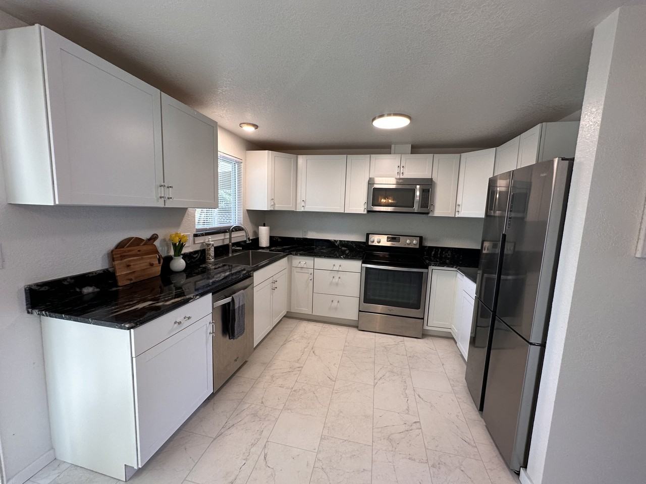 109 Ernst Place - Photo 4 of 13
