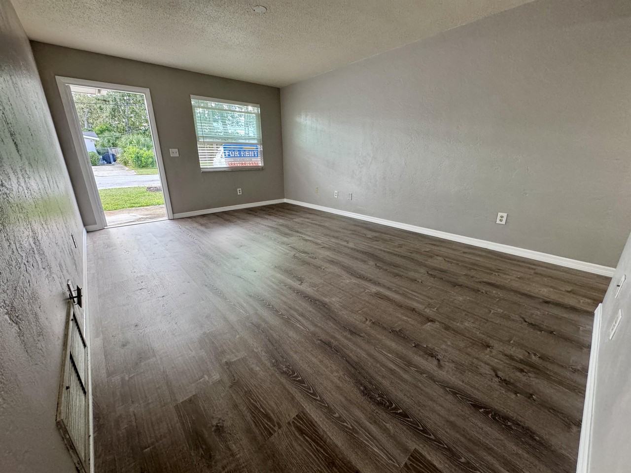 2241 Granada Dr #2241 - Photo 5 of 22